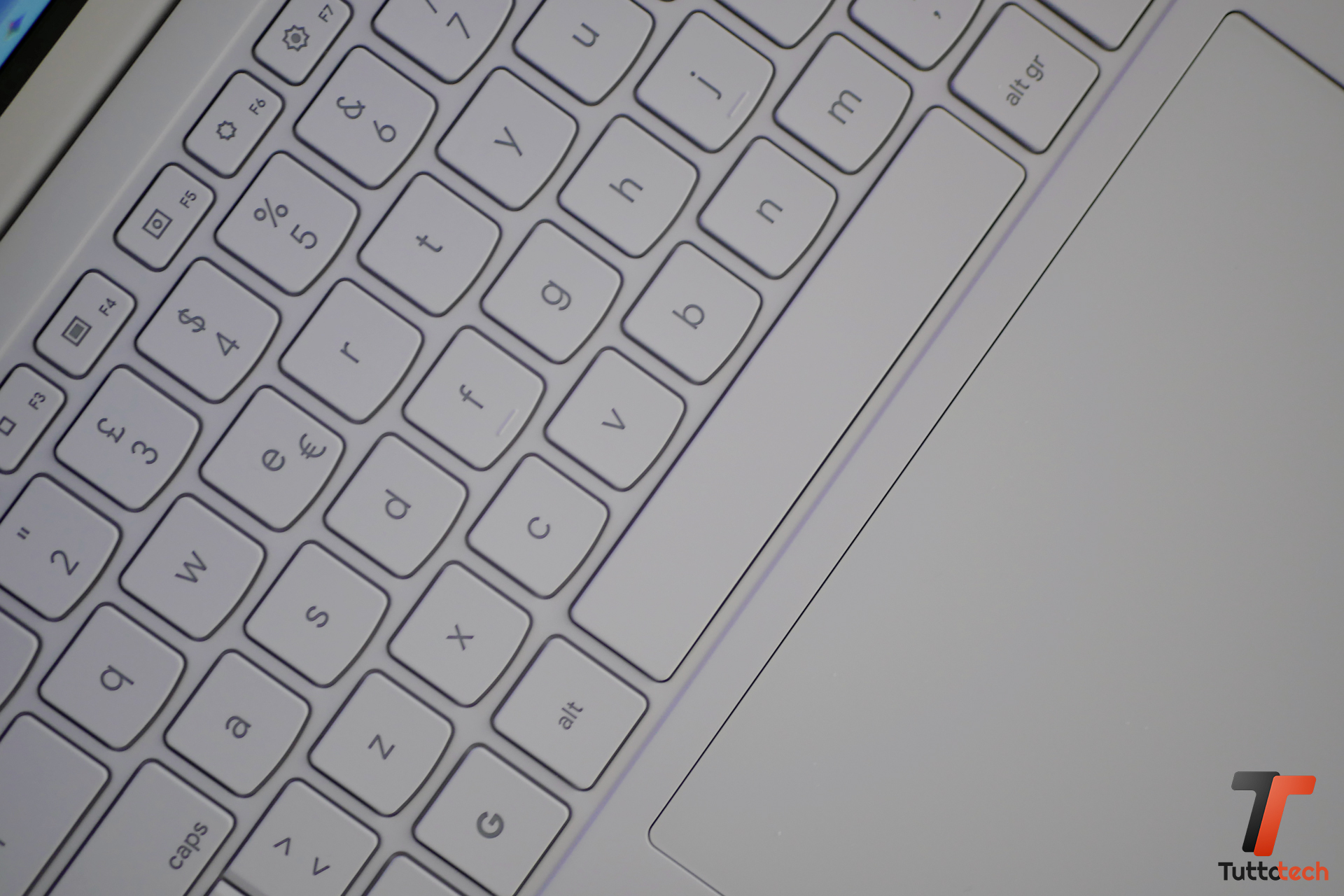 Dettaglio della tastiera del Lenovo Googlebook 15