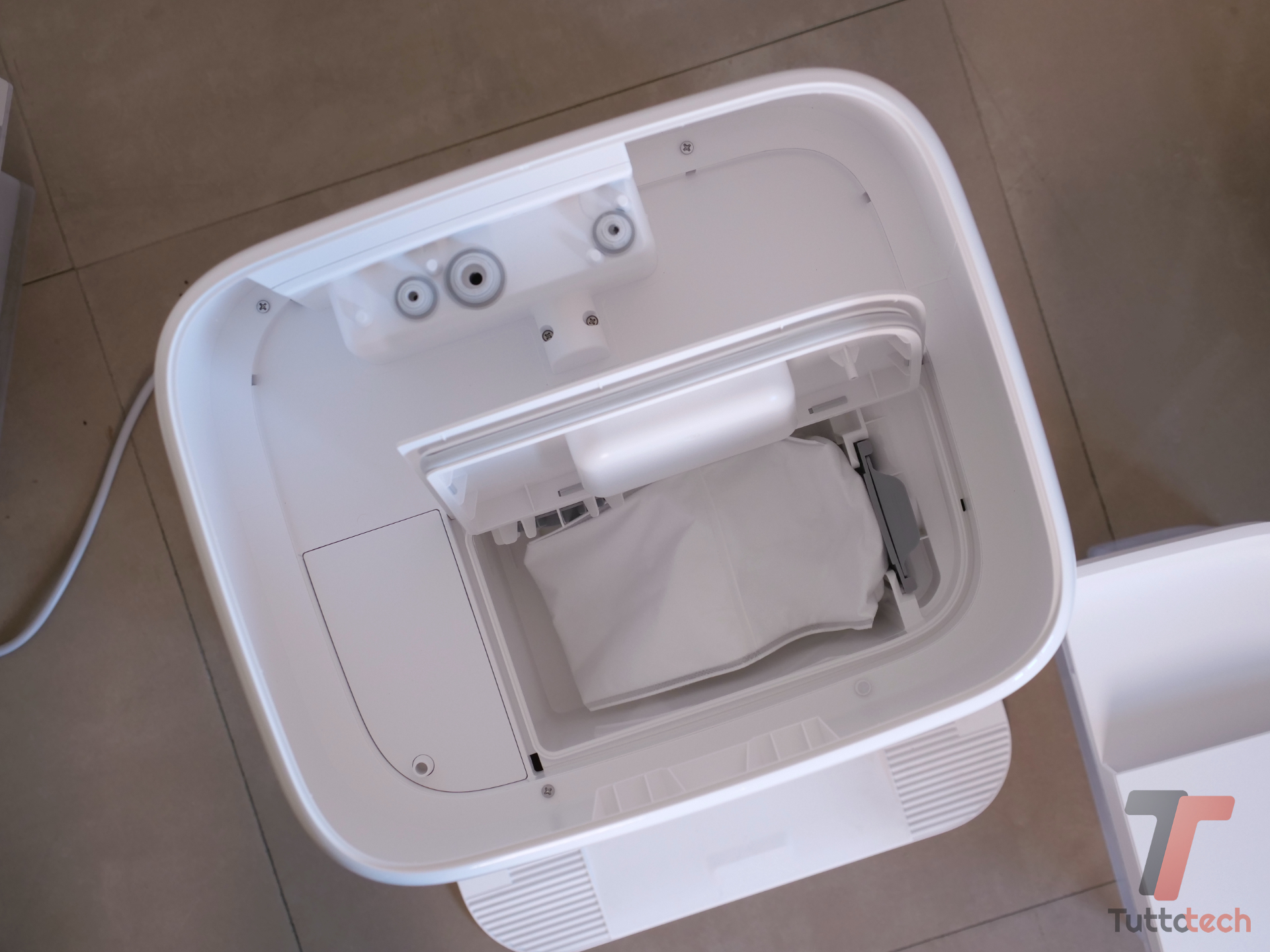 Recensione Roborock Qrevo Edge 2 Flow: rullo, profilo basso e poche rinunce 8