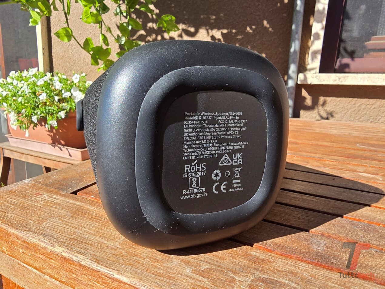 Recensione TRIBIT StormBox Max, speaker portatile con suono a 360 gradi e bassi potenti 3