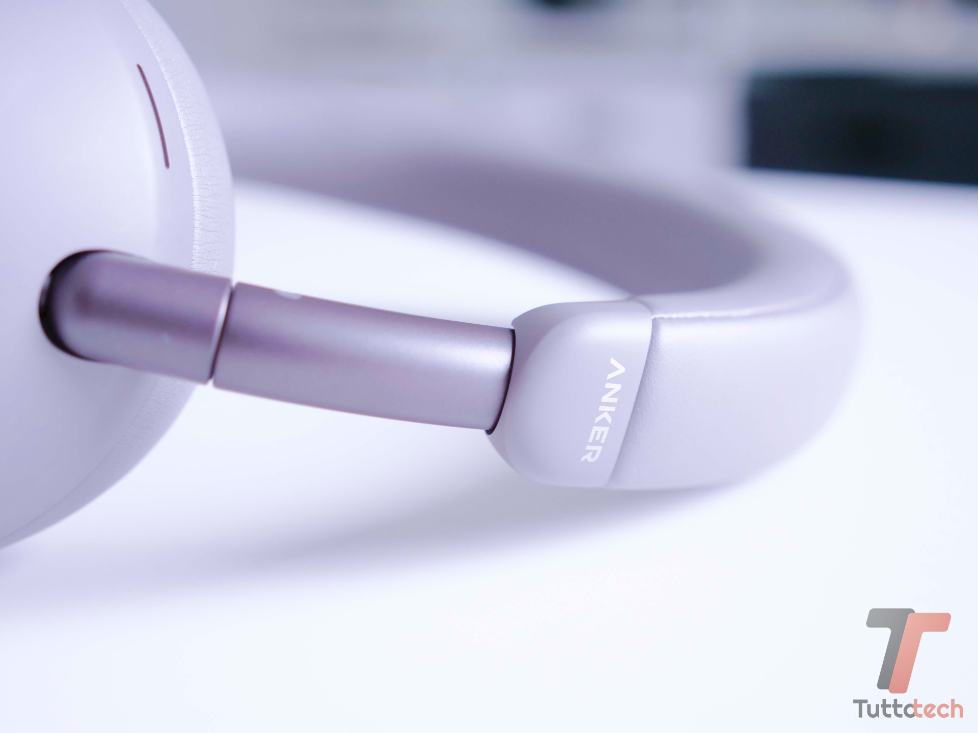 Anker Soundcore Space 2 Pro materiali 