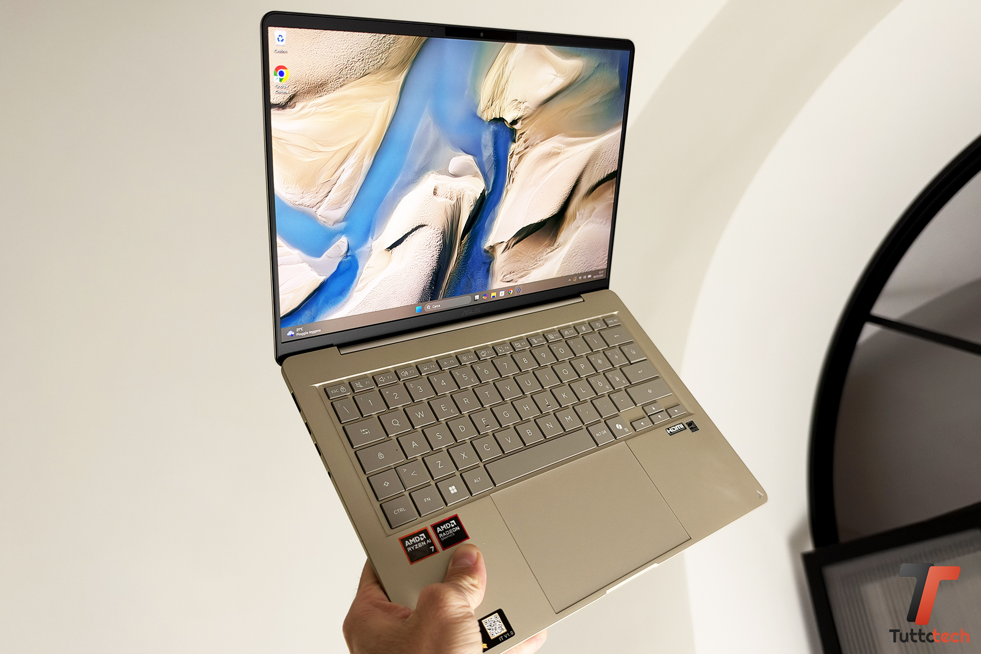 asus zenbook 14 design