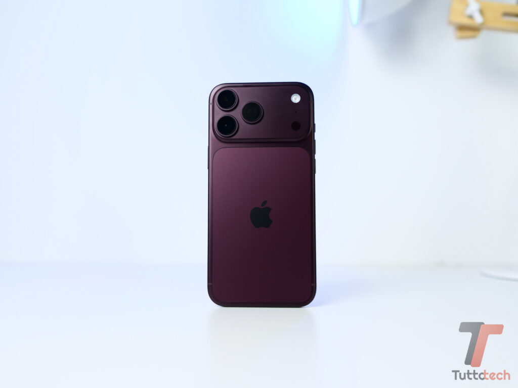 Back iPhone 18 Pro Max